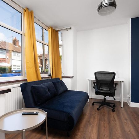 Comfy 3Br Home - Pool Table - Games - Sleeps 8 Manchester Exteriör bild