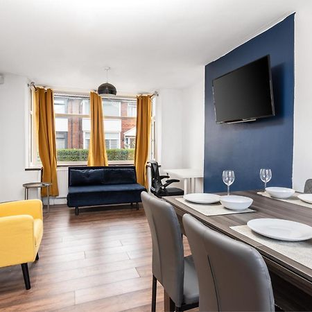 Comfy 3Br Home - Pool Table - Games - Sleeps 8 Manchester Exteriör bild