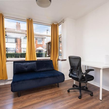 Comfy 3Br Home - Pool Table - Games - Sleeps 8 Manchester Exteriör bild
